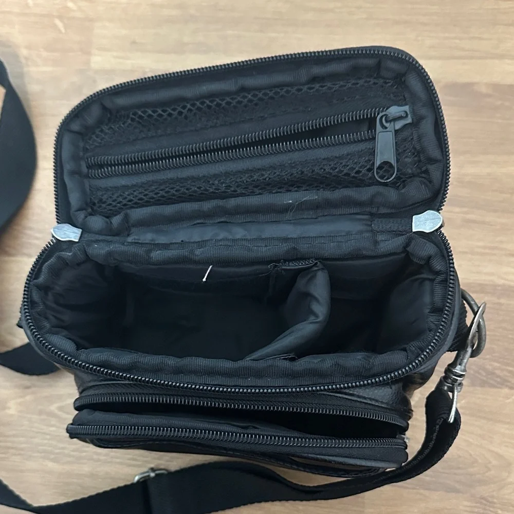 ICON Sleek Black Men's Belt Bag